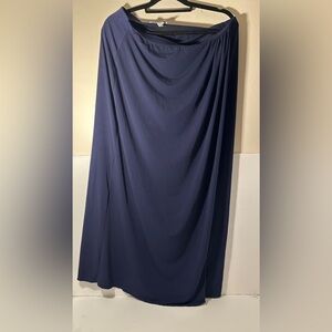 Chico’s woman’s maxi navy blue skirt, tall girl friendly split on the side